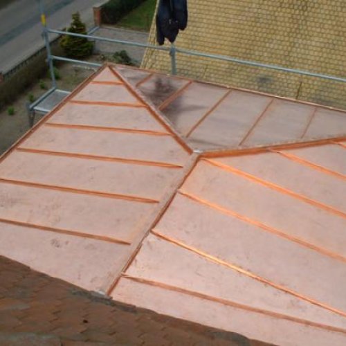 Stehfalzdeckung Kupfer